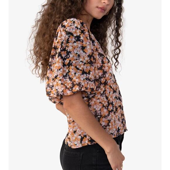 Sanctuary Women's V-Neck Puff-Sleeve Blouse - Picture 3 of 10